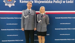 Na zdjęciu: młodszy inspektor Benedykt Andrzejak Zastępca Komendanta Powiatowego Policji w Zduńskiej Woli i aspirant Anna Wiśniewska.