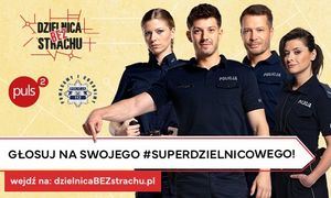 Grafika plebiscytu #SuperDzielnicowy. Dwie policjantki i dwóch policjantów w mundurach, napis: głosuj na swojego #Superdzielnicowego! Jest logo z gwiazda policyjna i napisem wokół gwiazdy Pomagamy i chronimy oraz logo telewizji Puls - w kółku napis puls i obok 2.