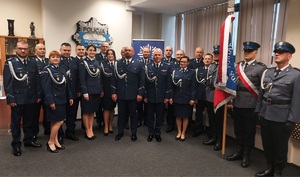 Grupowe zdjęcie policjantów.
