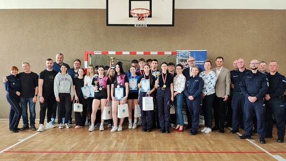 Grupowe zdjęcie wszystkich uczestników i zaproszonych gości.